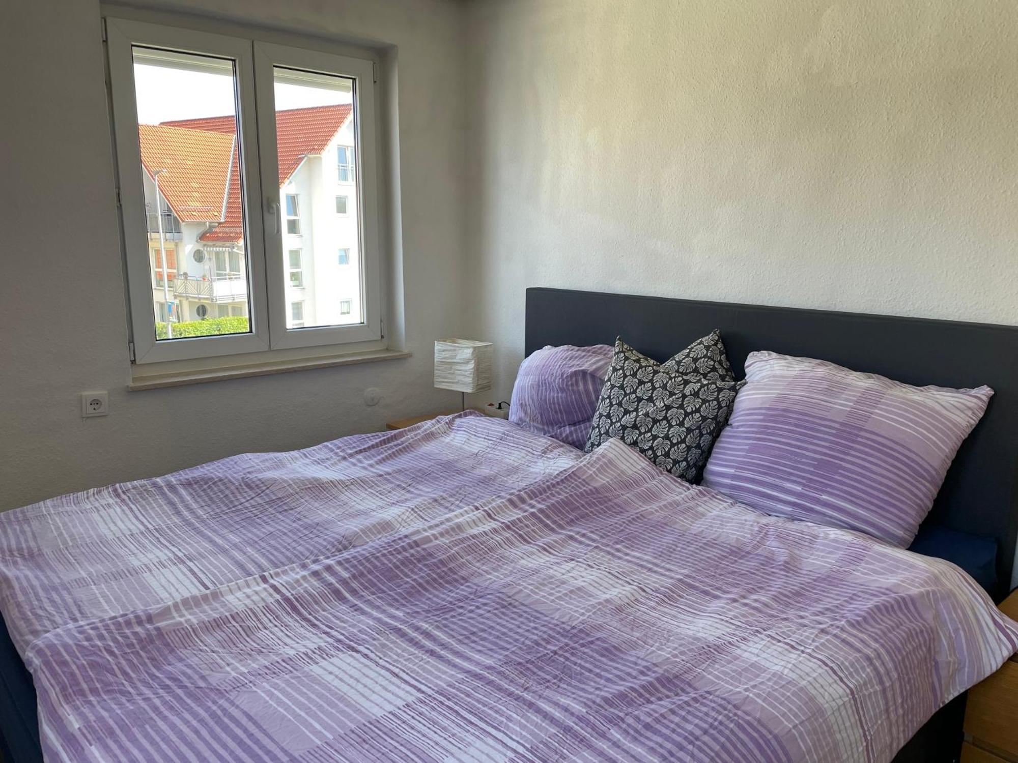 Sonnige 3 Zimmer Wohnung Mit Schoenem Balkon Im Gruenen Reutlingen Buitenkant foto
